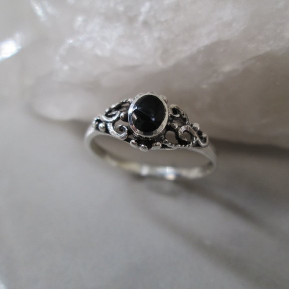 Black Onyx 925 Sterling Ring>Onyx ring,925 Onyx ring,Bali Ring,925 Sterling ring - Picture 5 of 5